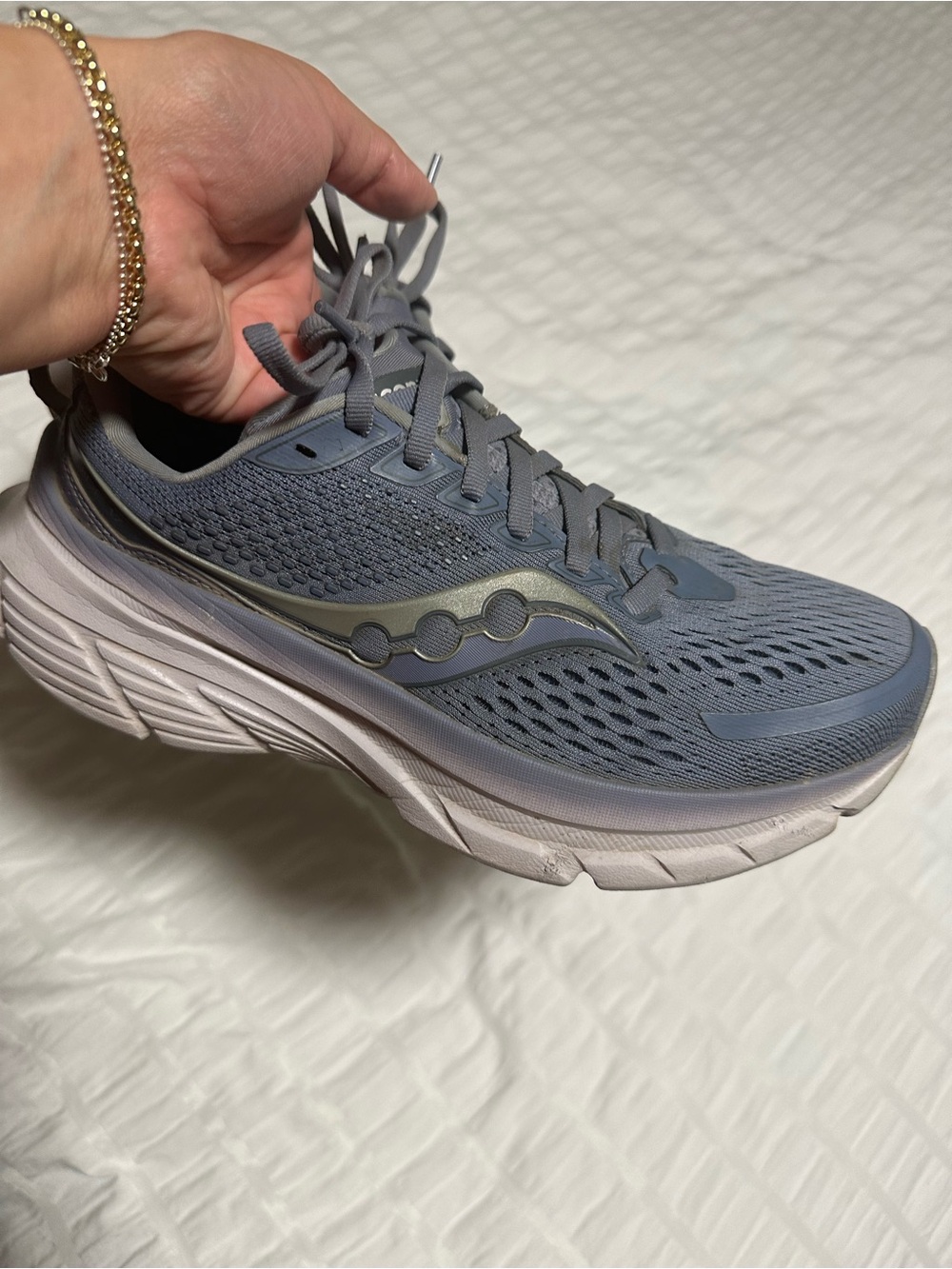 Saucony Women's Running Shoe in Gray with White Midsole